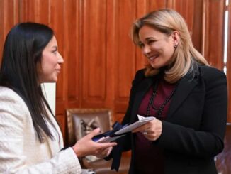 Maru Campos da la bienvenida al Gobierno del Estado a la científica chihuahuense Nadia Zenteno