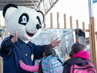 Regresan policías DARE a escuelas tras inicio de clases