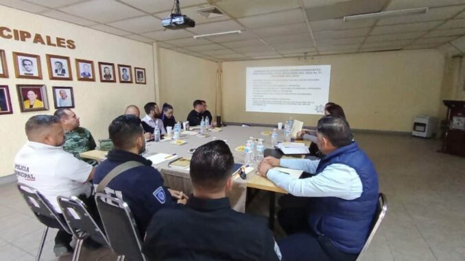coordinacion-permanente-de-la-mesa-de-seguridad-regional-en-la-zona-sur.jpg Coordinación permanente de la Mesa de Seguridad Regional en la Zona Sur