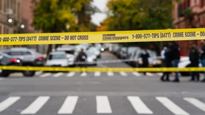 tiroteo-en-oficina-de-licencias-en-louisville-deja-tres-muertos.webp Tiroteo en oficina de licencias en Louisville deja tres muertos