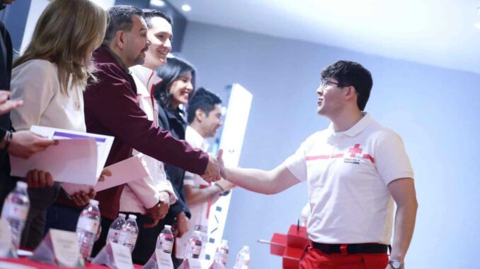 graduan-tecnicos-en-urgencias-medicas-de-cruz-roja.jpeg Gradúan técnicos en urgencias médicas de Cruz Roja