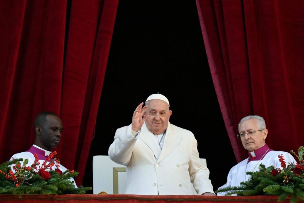 El Papa Francisco sigue hospitalizado; agradece mensajes de apoyo