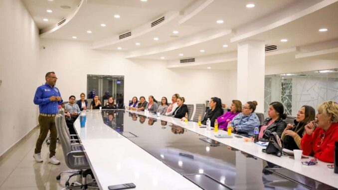 reciben-coordinadoras-de-centros-comunitarios-capacitaciones-por-parte-de-la-dspm.jpeg Reciben coordinadoras de centros comunitarios capacitaciones por parte de la DSPM