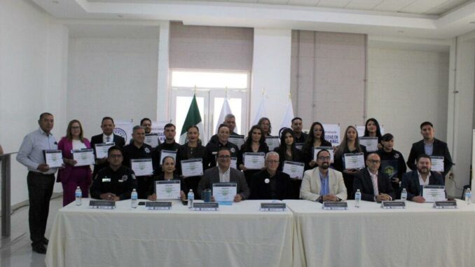 concluye-cemasc-capacitacion-a-elementos-de-seguridad-publica-municipal-de-cuauhtemoc.jpg Concluye CEMASC capacitación a elementos de Seguridad Pública Municipal de Cuauhtémoc