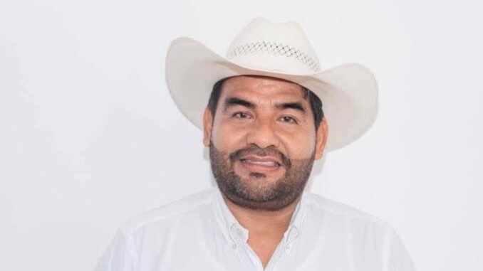 asesinan-a-javier-cruz-expresidente-municipal-de-san-pedro-mixtepec-oaxaca.jpg Asesinan a Javier Cruz, expresidente municipal de San Pedro Mixtepec, Oaxaca