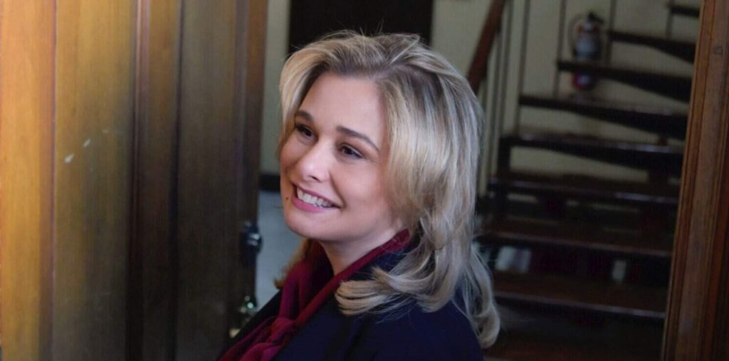 Maru Campos preside reunión con miembros del gabinete estatal