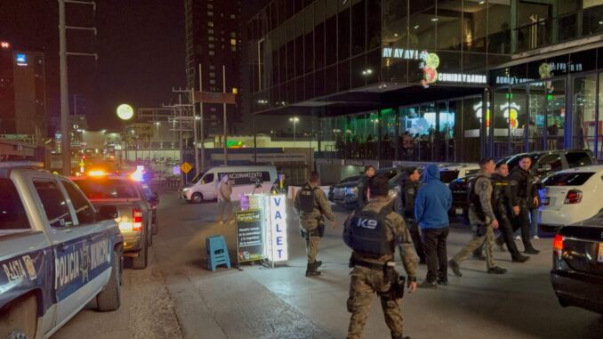 refuerza-gobierno-municipal-operativos-en-centros-nocturnos-para-garantizar-seguridad-y-prevenir-delitos.jpeg Refuerza Gobierno Municipal operativos en centros nocturnos para garantizar seguridad y prevenir delitos