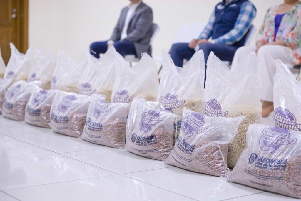 Entrega Estado paquetes de maíz y frijol a 450 familias de Cusihuiriachi y Santa Isabel