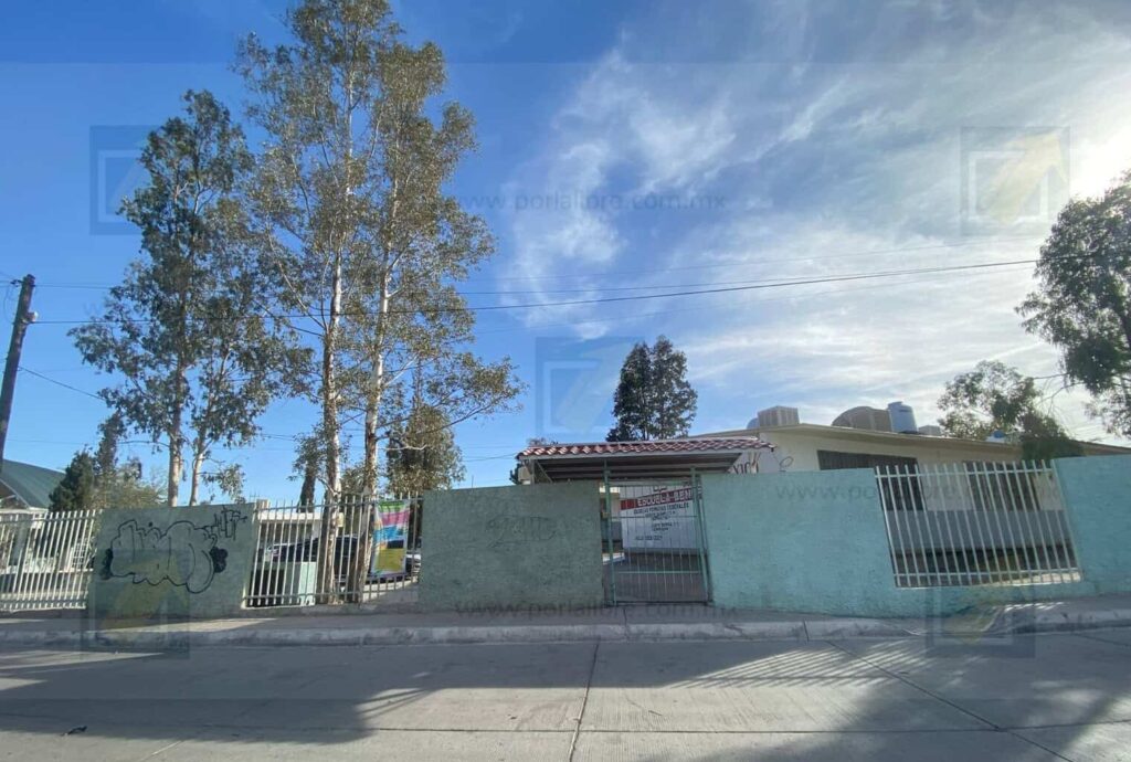 Padres de familia exigen atención en primaria Justo Sierra tras conflicto entre madres