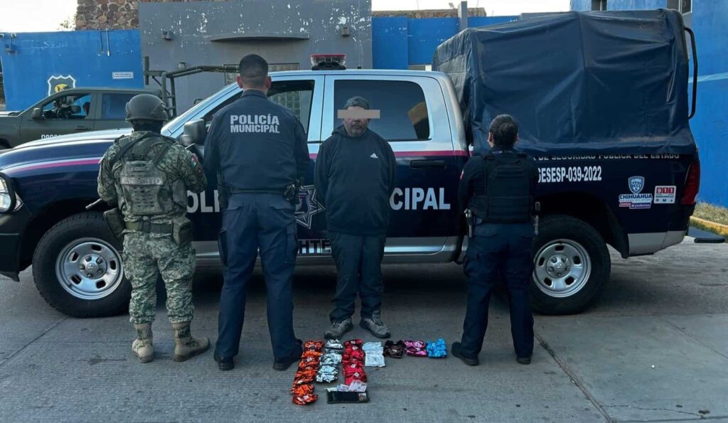 Detiene Policía Municipal a hombre por presunto narcomenudeo en la zona centro