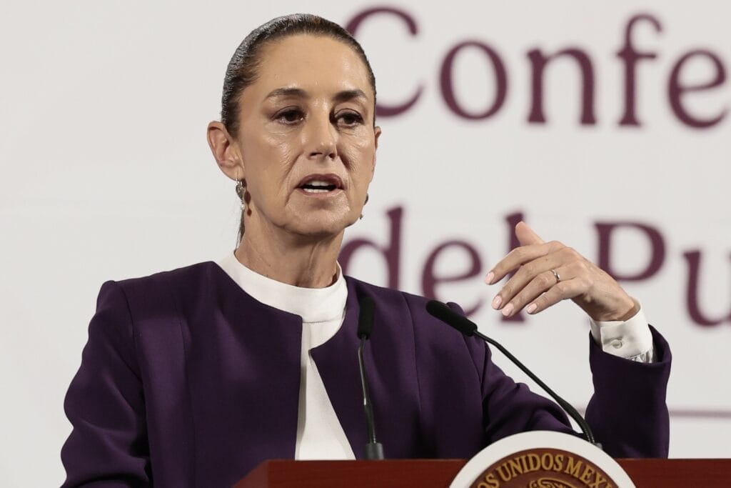 Sheinbaum “no descarta” aranceles recíprocos a EEUU pero prefiere buscar “un acuerdo previo”