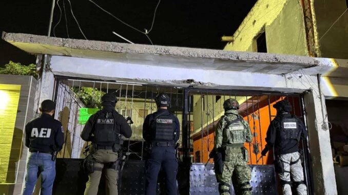 en-operativos-interinstitucionales-detienen-a-cinco-aseguran-armas-droga-dinero-y-vehiculos.jpeg En operativos interinstitucionales, detienen a cinco; aseguran armas, droga, dinero y vehículos