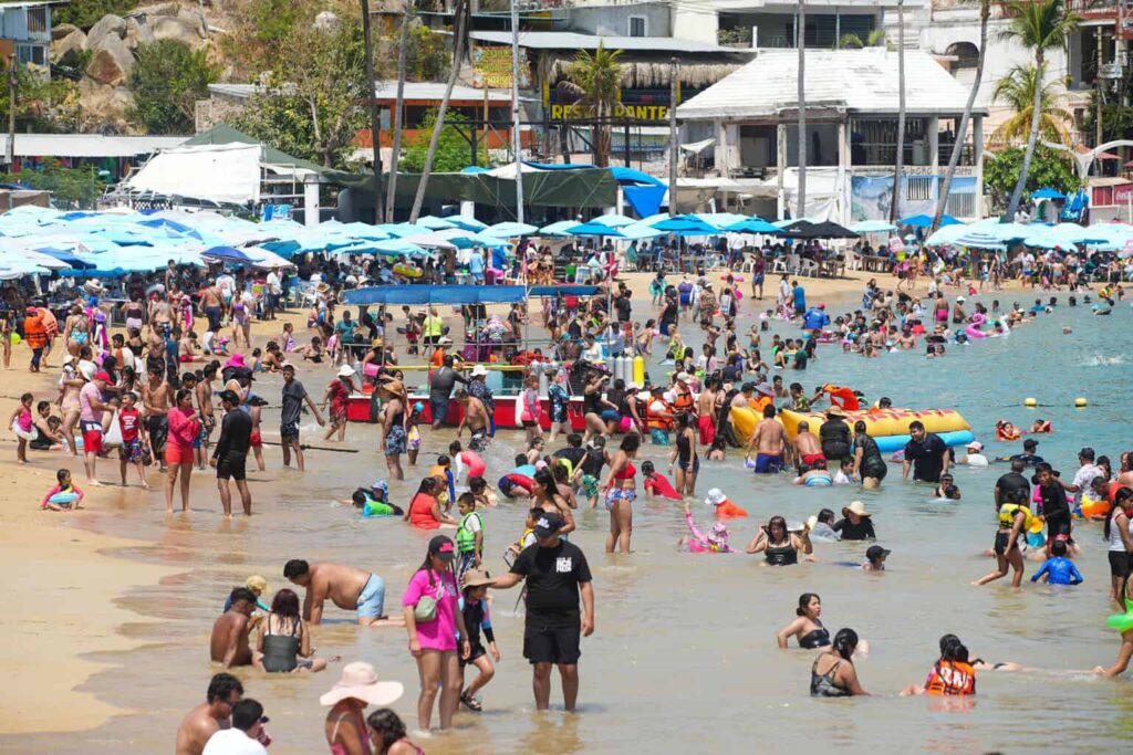 México empieza con optimismo la Semana Santa al prever un 2,1 % más de turismo
