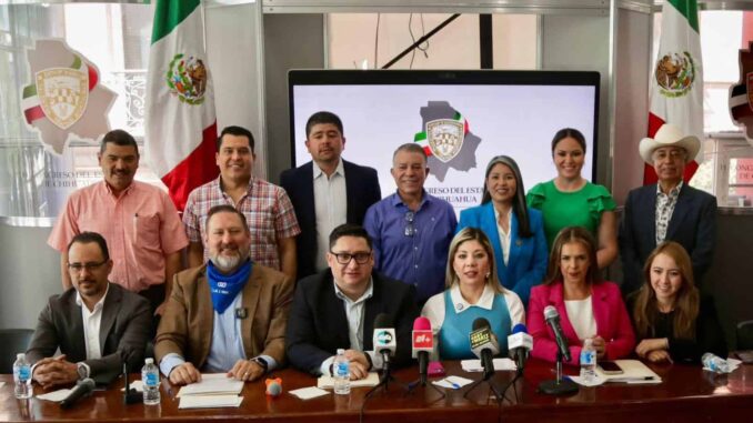 desde-accion-nacional-apoyamos-la-ley-de-los-dos-corazones-una-propuesta-etica-cientifica-y-constitucional-en-defensa-de-la-vida-xochitl-contreras.jpeg ”Desde Acción Nacional apoyamos la Ley de los Dos Corazones”: una propuesta ética, científica y constitucional en defensa de la vida: Xóchitl Contreras”