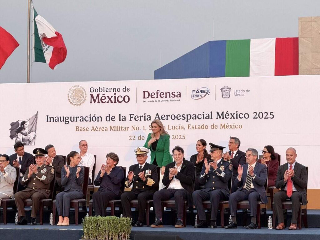 Maru Campos acude como invitada especial a inauguración de la FAMEX 2025