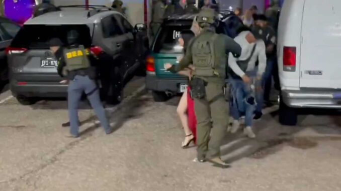 sheinbaum-reporta-la-detencion-de-cinco-mexicanos-en-redadas-migratorias-en-colorado-eeuu.jpg Sheinbaum reporta la detención de cinco mexicanos en redadas migratorias en Colorado, EE.UU.