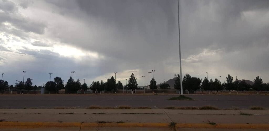 Prevén lluvias para esta tarde en la región fronteriza