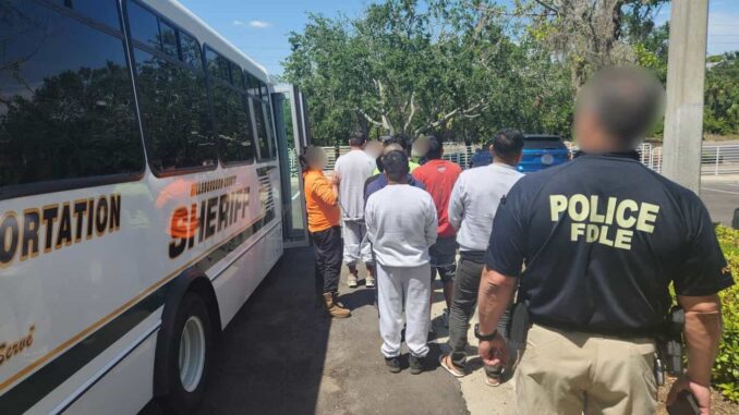 eeuu-evalua-reality-donde-migrantes-competirian-por-ganar-la-ciudadania.jpg EE.UU. evalúa ‘reality’ donde migrantes competirían por ganar la ciudadanía