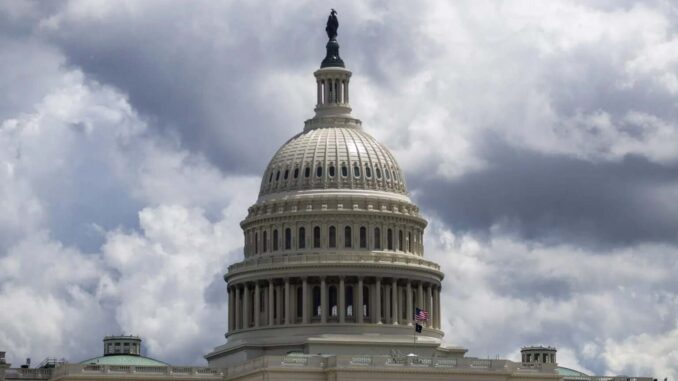 bloquean-en-el-congreso-de-eeuu-polemico-plan-fiscal-de-trump-que-incluia-gravar-remesas.jpg Bloquean en el Congreso de EE.UU. polémico plan fiscal de Trump, que incluía gravar remesas