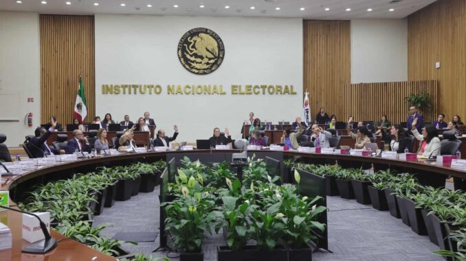 ine-reprocha-criticas-de-exconsejeros-a-eleccion-judicial.jpg INE reprocha críticas de exconsejeros a elección judicial