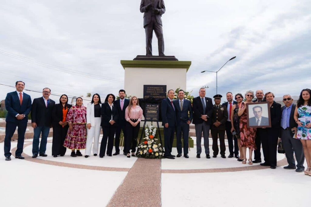 Reconoce alcalde Bonilla a Alfonso Luján Sánchez como «Maestro ilustre 2025»