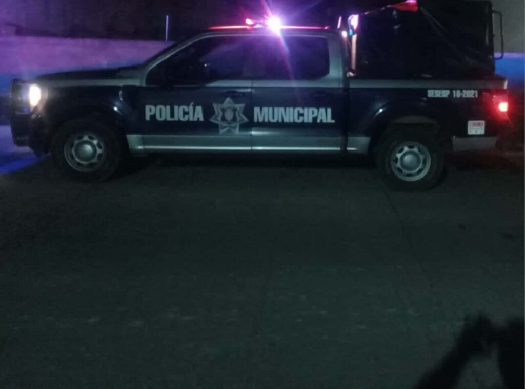Mujer es agredida por cinco mujeres en su domicilio; roban pertenencias de su esposo fallecido