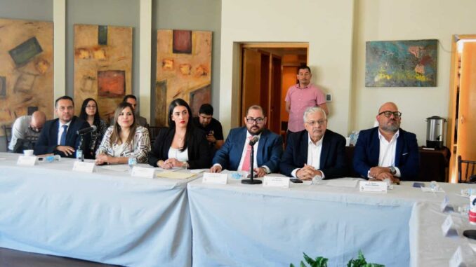 presenta-comision-de-anticorrupcion-a-integrantes-de-la-comision-de-seleccion-para-el-comite-estatal-de-participacion-ciudadana-del-sea.jpeg Presenta Comisión de Anticorrupción a integrantes de la Comisión de Selección para el Comité Estatal de Participación Ciudadana del SEA