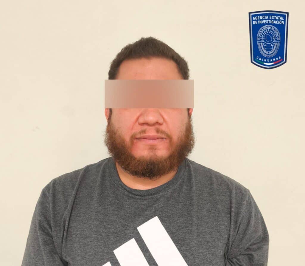 Capturan a sujeto en flagrancia por posesión de 2.8 kilogramos de heroína y dos armas de fuego en Juárez