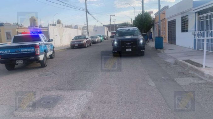 hombre-se-lesiona-con-una-navaja-una-pierna-dijo-que-fue-accidente.jpeg Hombre se lesiona con una navaja una pierna; dijo que fue accidente