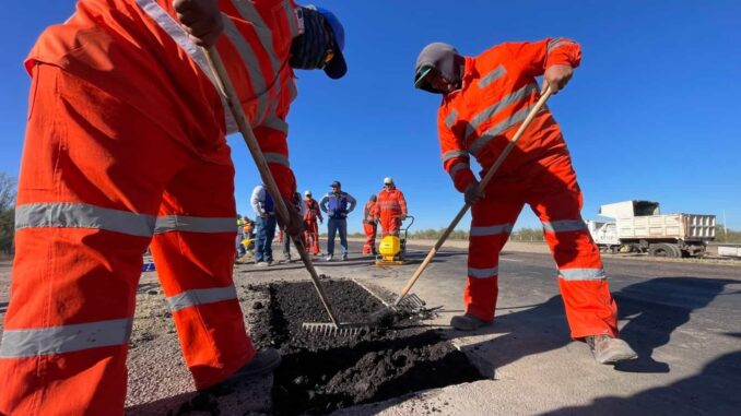 da-estado-mantenimiento-a-mas-de-56-mil-metros-cuadrados-de-carreteras-estatales.jpeg Da Estado mantenimiento a más de 56 mil metros cuadrados de carreteras estatales