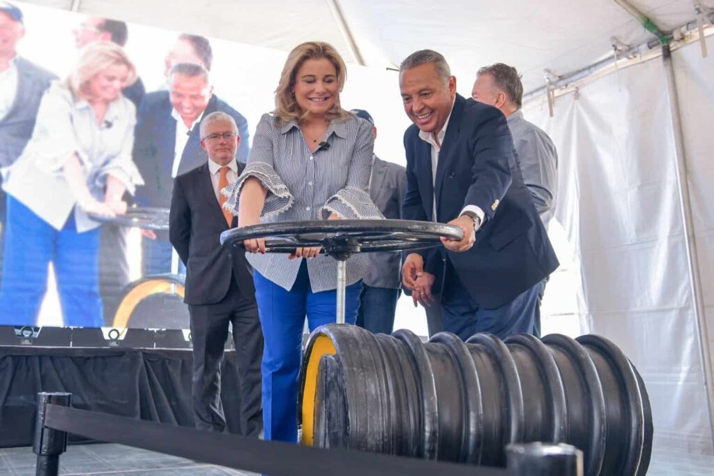 Maru Campos inaugura el Colector Norzagaray en beneficio de 250 mil juarenses