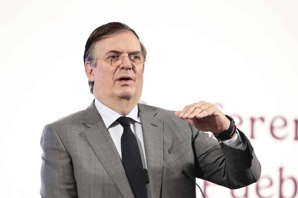 Se avanza con EE.UU. en materia comercial, México tiene una situación más favorable que otros países: Ebrard