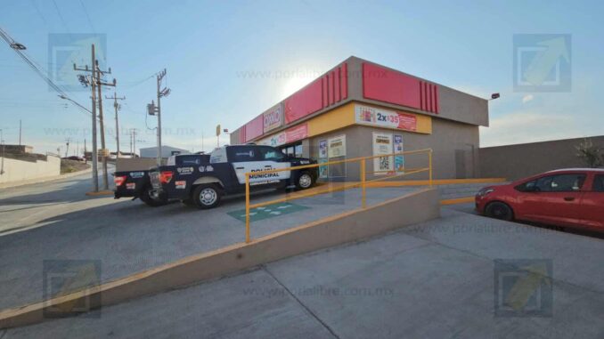 asaltan-oxxo-al-norte-de-la-ciudad-el-ladron-huyo.jpeg Asaltan oxxo al norte de la ciudad; el ladrón huyó
