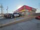 Asaltan oxxo al norte de la ciudad; el ladrón huyó