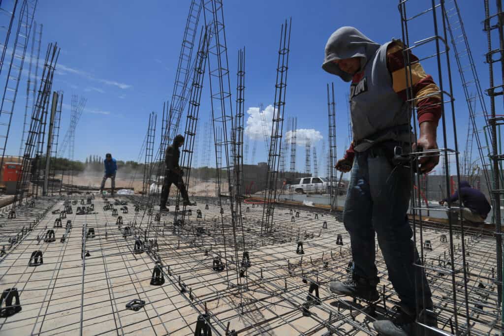 Inversión cayó 7.8% en febrero e hila 7 meses de baja ante incertidumbre
