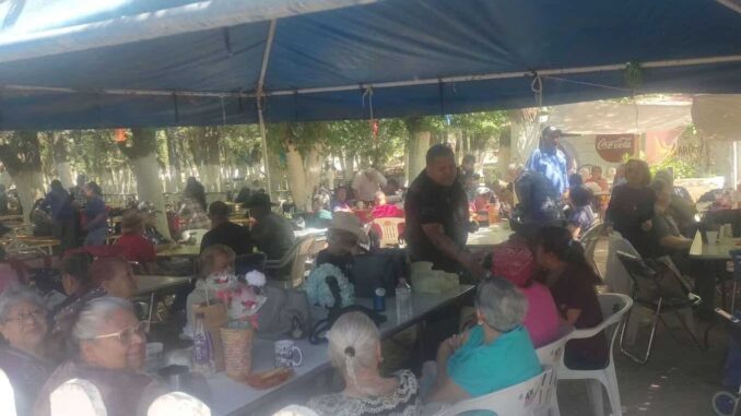 ofrecen-taller-de-autoestima-para-personas-mayores-en-las-arcadas.jpg Ofrecen taller de autoestima para personas mayores en Las Arcadas
