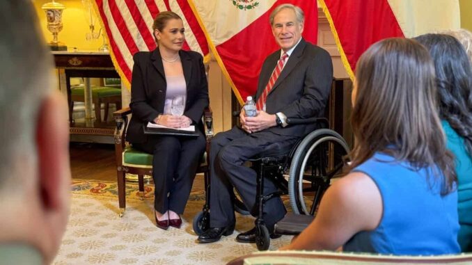 maru-campos-y-greg-abbott-fortalecen-relacion-bilateral-entre-chihuahua-y-texas.jpeg Maru Campos y Greg Abbott fortalecen relación bilateral entre Chihuahua y Texas