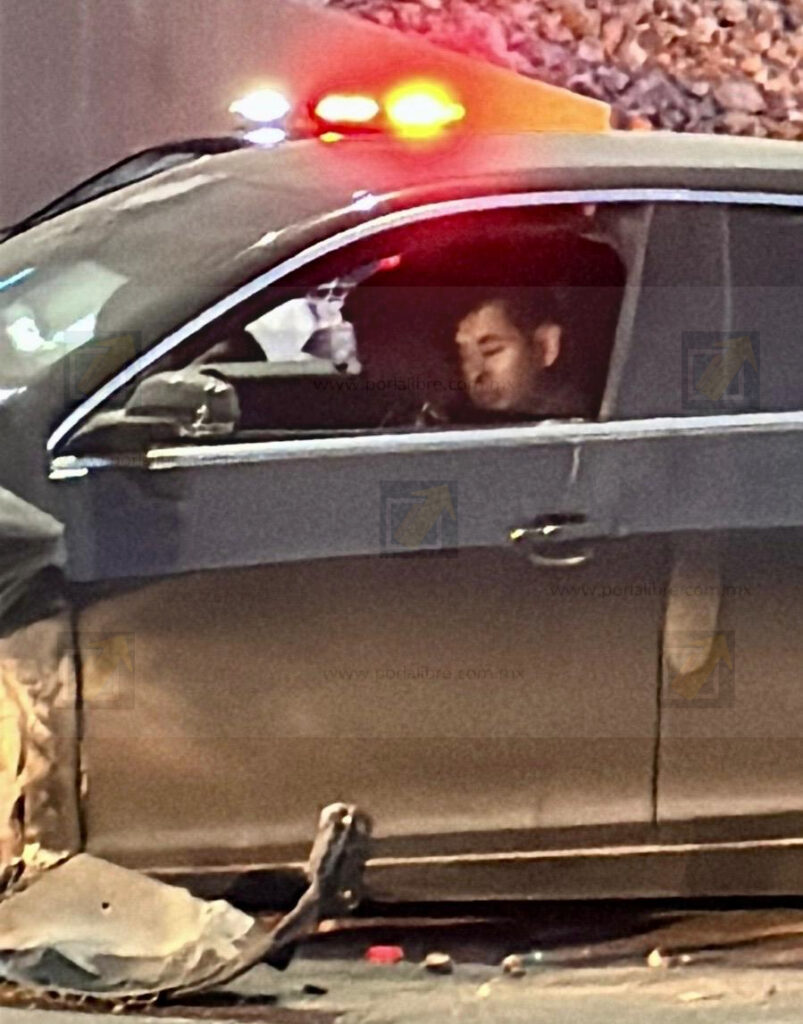 Es agente de vialidad quien protagonizó choque y fuga en carretera a Cuauhtémoc