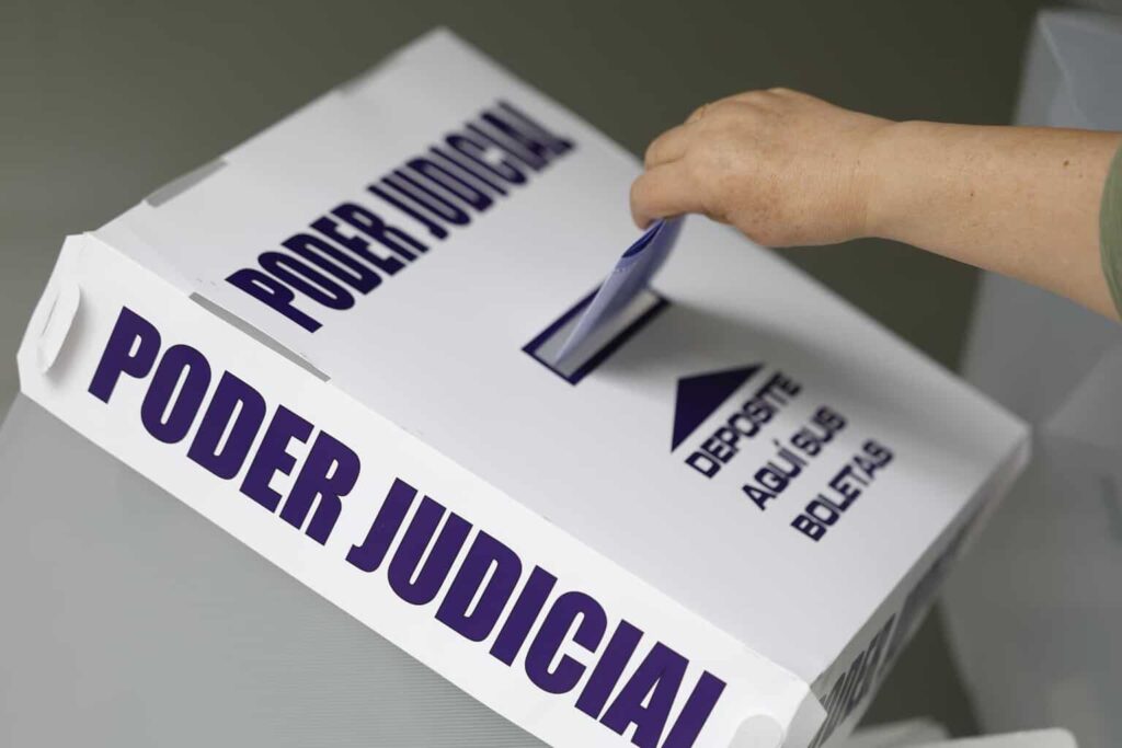 Expresidentes iberoamericanos denuncian la «destrucción» del Poder Judicial de México