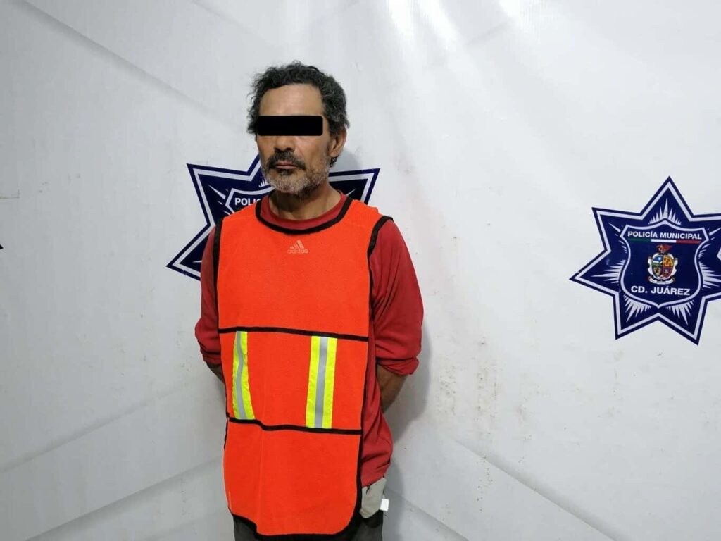 Arrestan a hombre con arma de fuego en la colonia Santa Rosa