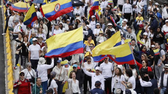 colombia-unida-por-miguel-uribe-toma-las-calles-contra-la-violencia-politica.jpg Colombia, unida por Miguel Uribe, toma las calles contra la violencia política