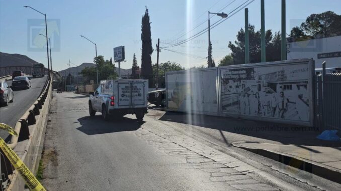 hallan-a-hombre-sin-vida-en-la-puerta-de-salida-de-las-ambulancias-de-urge.jpeg Hallan a hombre sin vida en la puerta de salida de las ambulancias de Urge