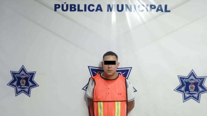 arrestan-a-hombre-armado-tras-persecucion-en-la-colonia-simona-barba.jpeg Arrestan a hombre armado tras persecución en la colonia Simona Barba