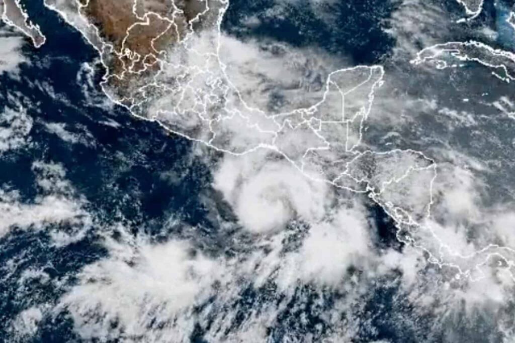 ‘Erick’ golpeará las costas de Guerrero como huracán categoría 3