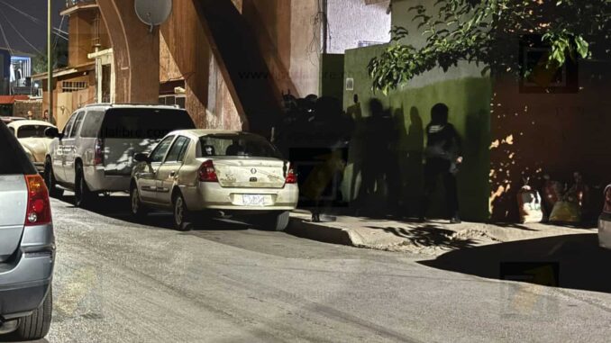realizan-cateo-en-colonia-chihuahua-2000-detienen-a-dos-vinculados-a-homicidios-recientes.jpeg Realizan cateo en colonia Chihuahua 2000; detienen a dos vinculados a homicidios recientes
