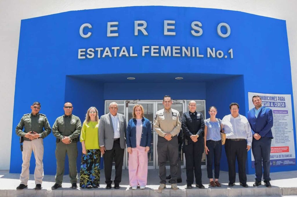 Maru Campos recorre Estancia Infantil Montessori del Cereso N° 1 de Aquiles Serdán