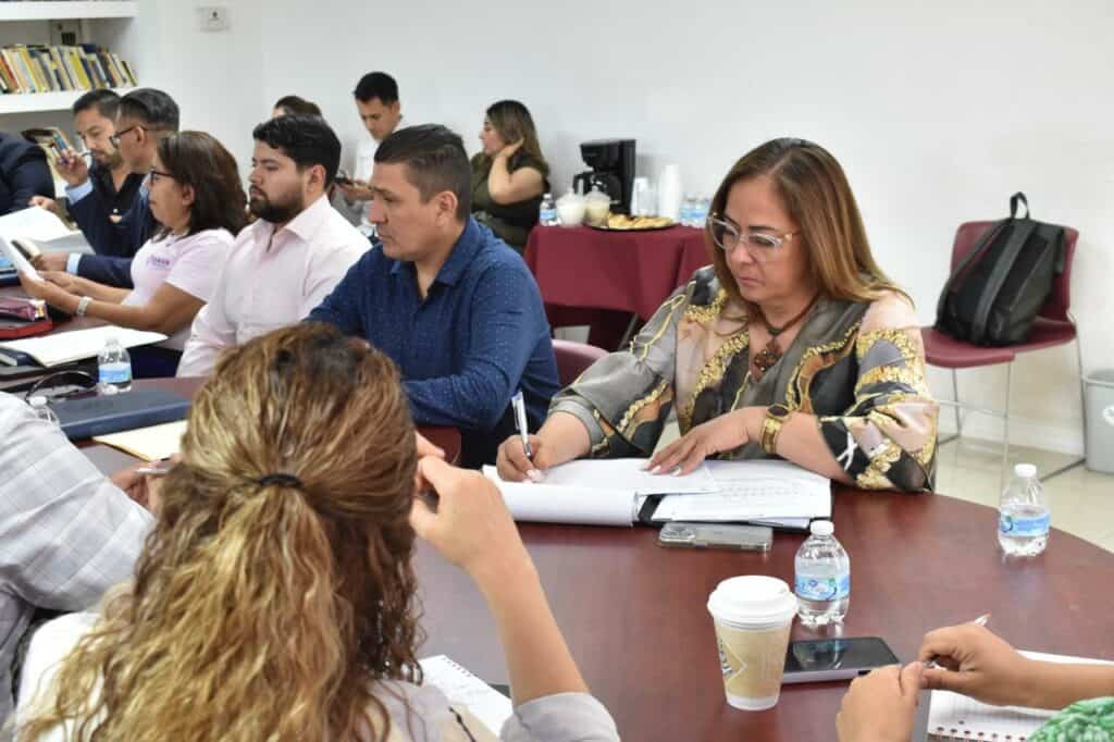 Se reúnen autoridades de la FGE con organizaciones de la sociedad civil