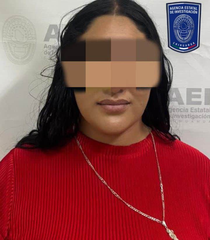 Reaprehende AEI a mujer por causar daños durante accidente vial en Parral