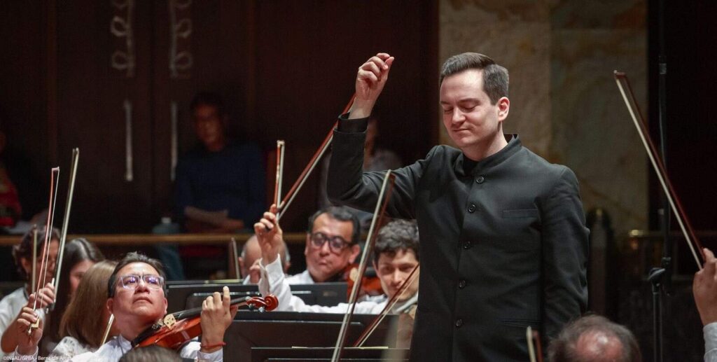 El director de orquesta Iván López Reynoso se presentará en México, EE.UU. y Europa