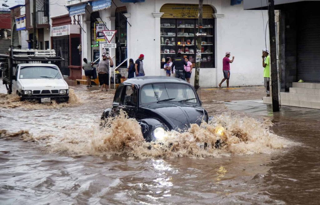 ¿Cuántas viviendas y escuelas fueron afectadas por el huracán «Erick»?